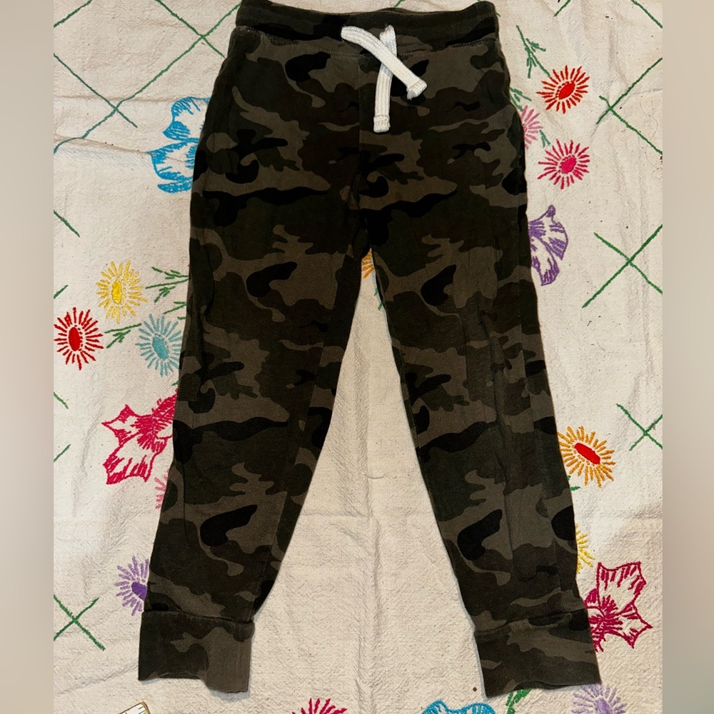 Old Navy Kids Camo Joggers - Black and Green
